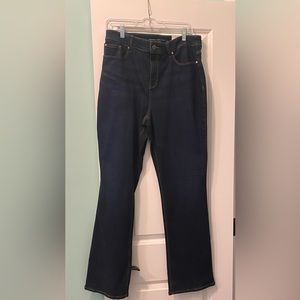 Chico’s “the Platinum” Barely Boot Jeans - Chico’s size 2 Regular (size 12)